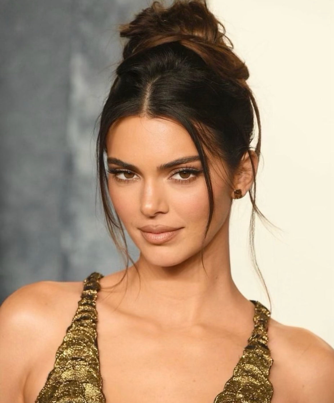 The Best Hairstyles for Your Prom Dress The Best Hairstyles for Your Prom Dress