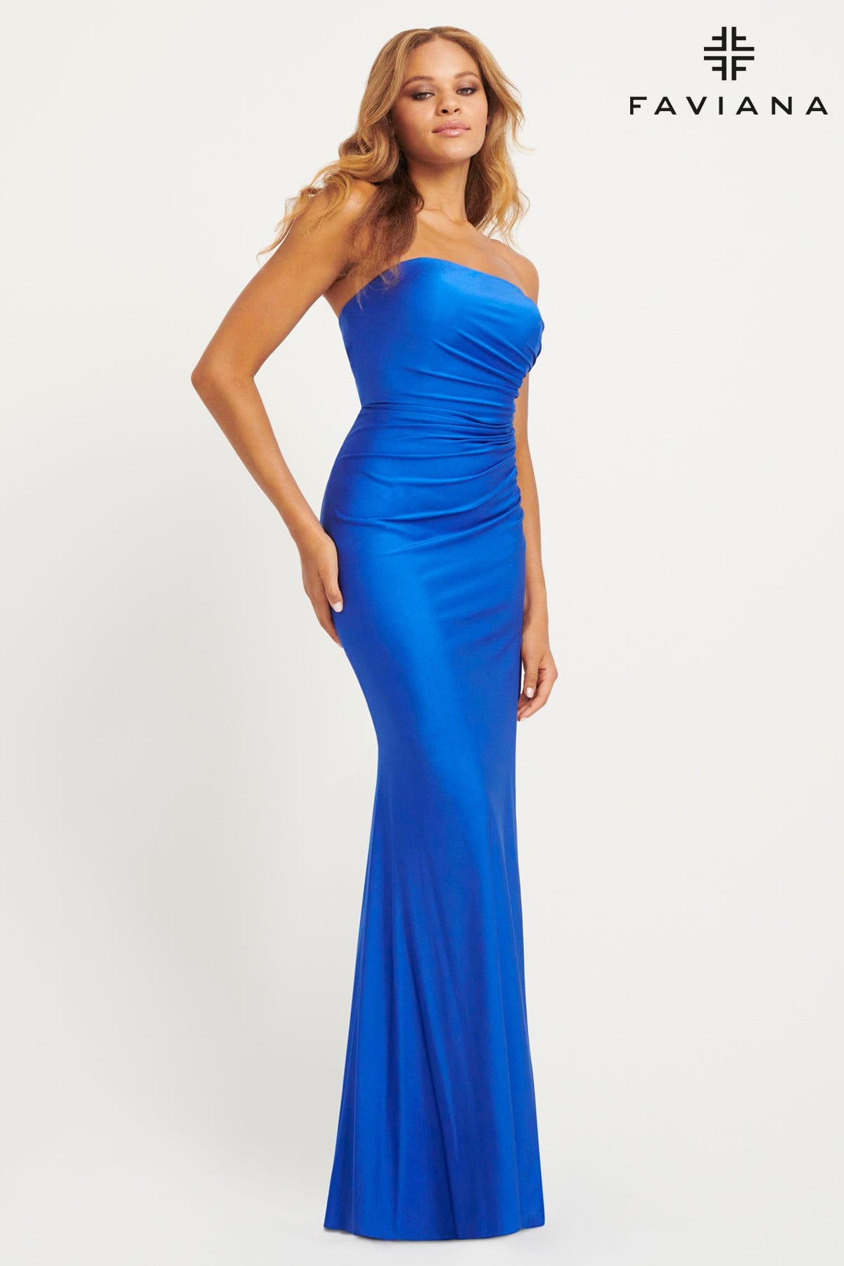 Strapless Tight Long Dress With Gathering At The Sides | E11015