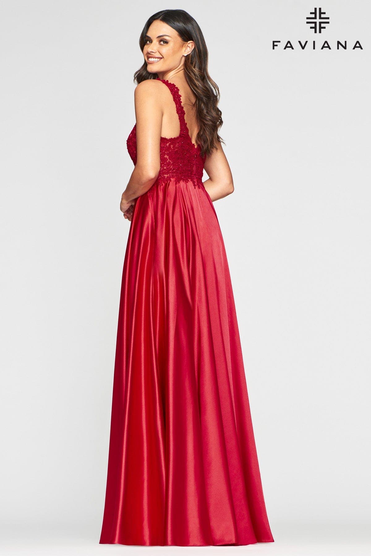 Deep V Neck Prom Dress With Flowy Skirt Deep V Neck Prom Dress With Flowy Skirt