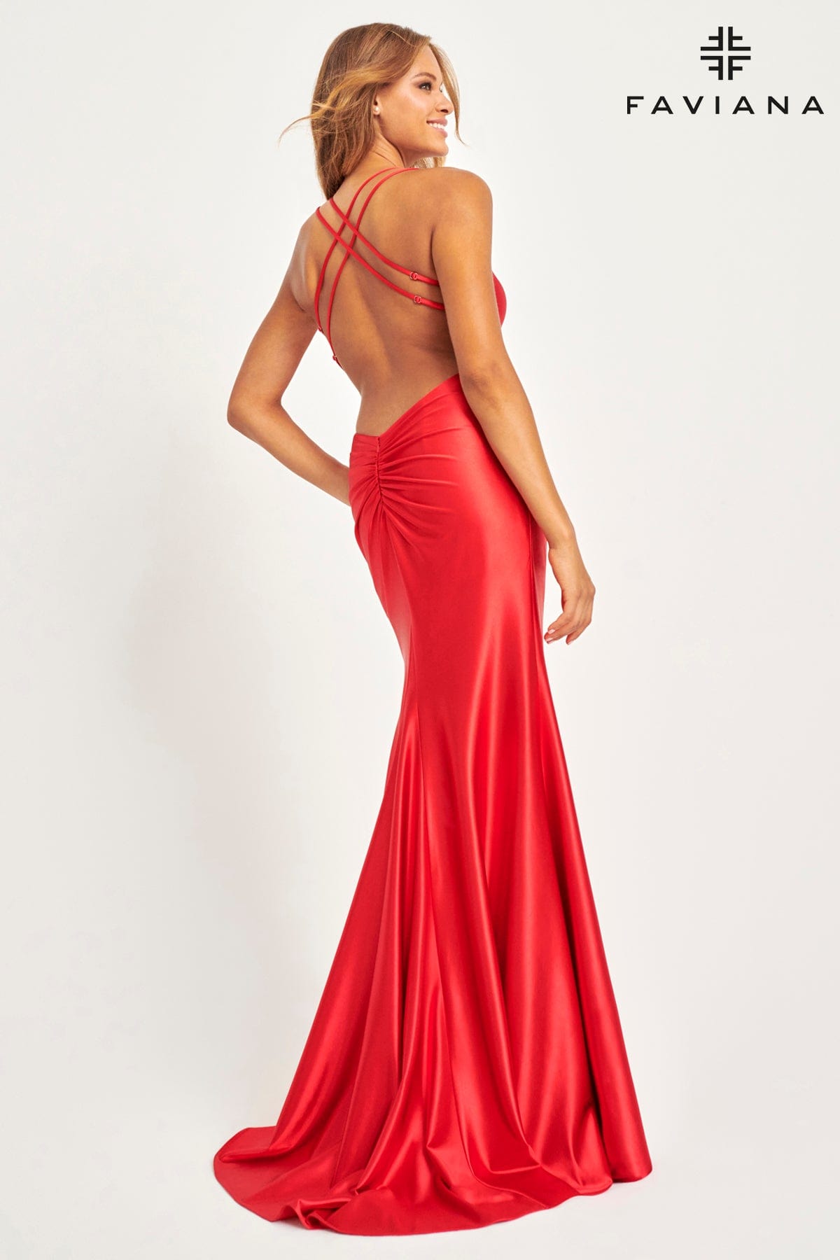 Red Sleek Satin Evening Dress With Scoop Neck And Knot Waist