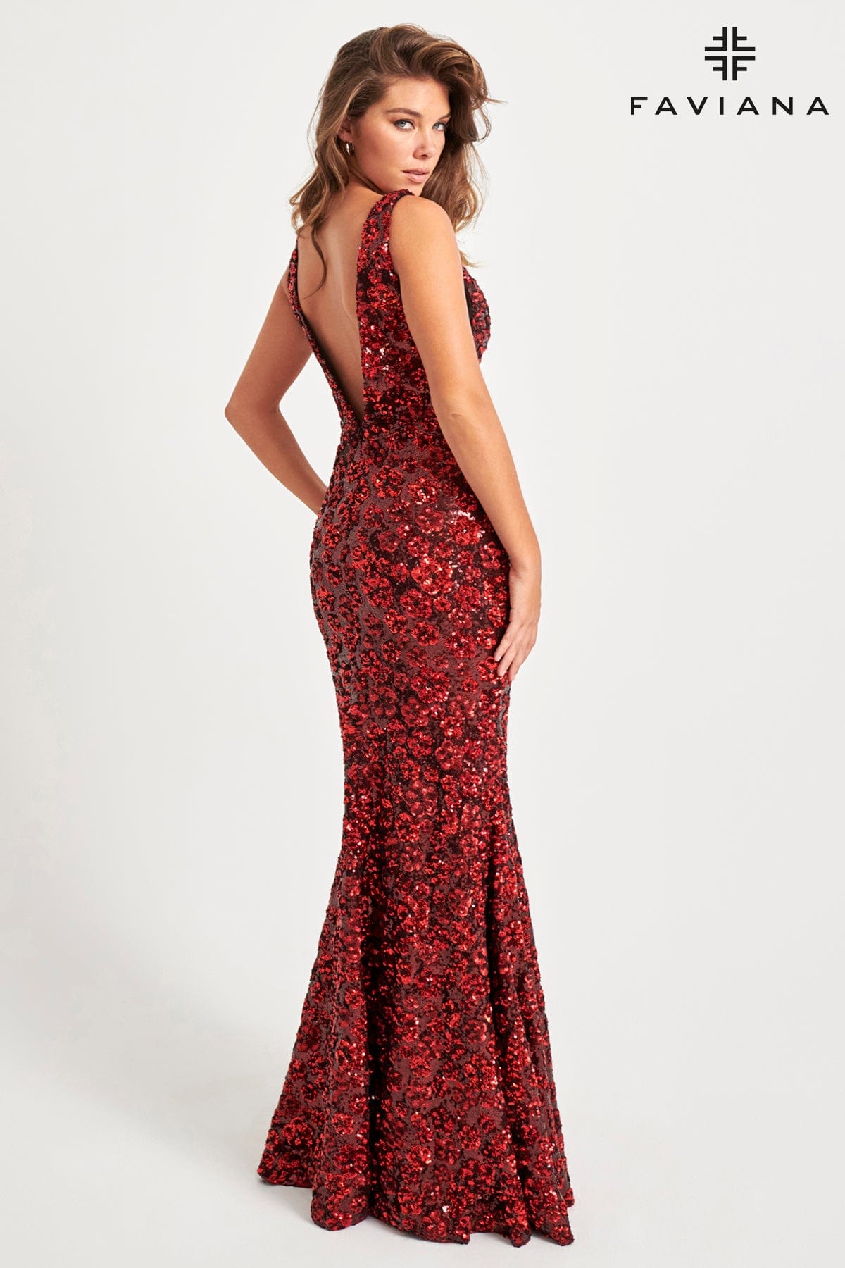 Deep V-Neck Sequin Evening Dress With Floral Pattern