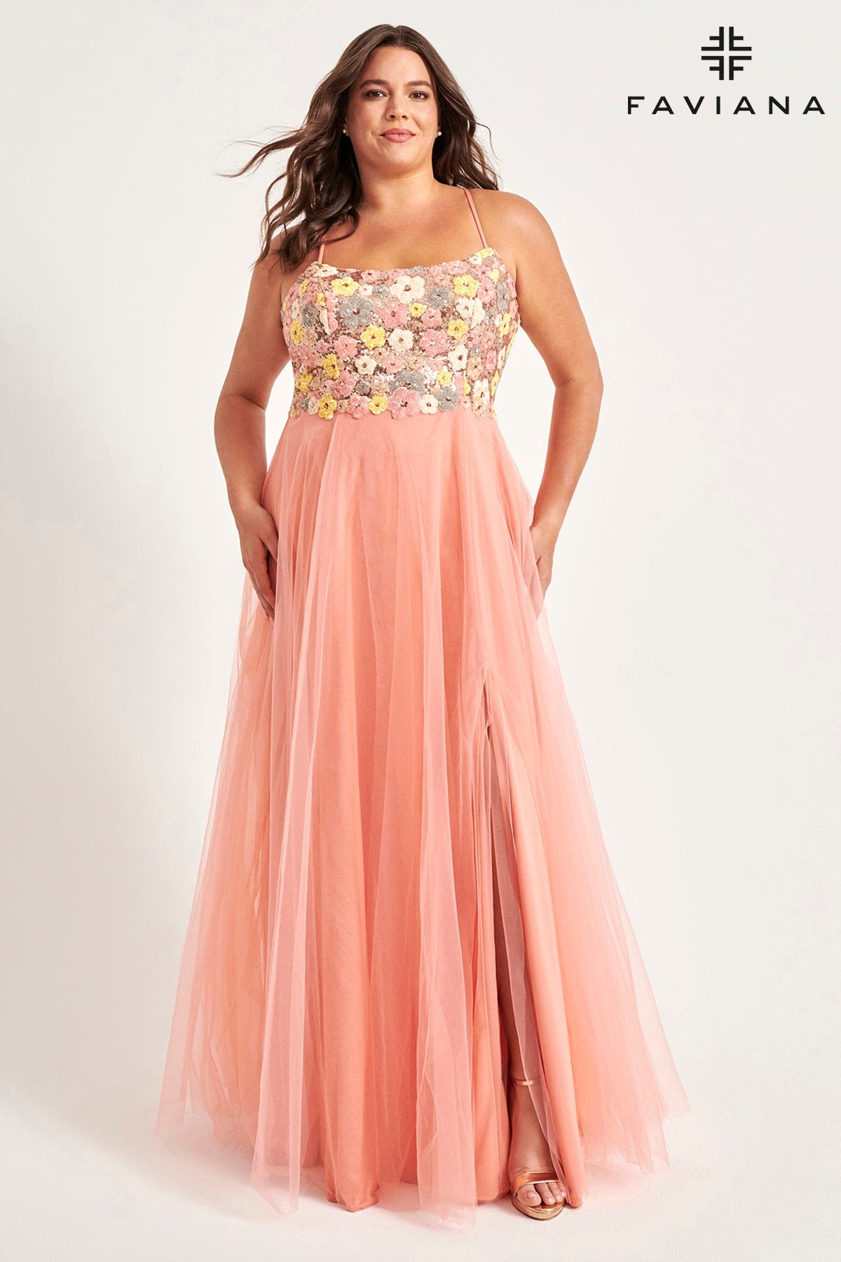 Floral Plus Size Dress With Sequin Bustier And Tulle Skirt | 9557