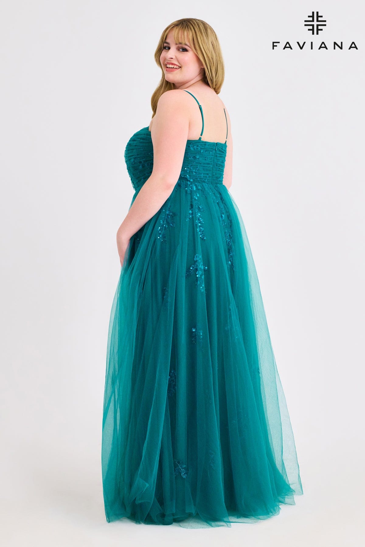 Plus Size Flowy Beaded Applique Dress With Tulle Overlay | 9598