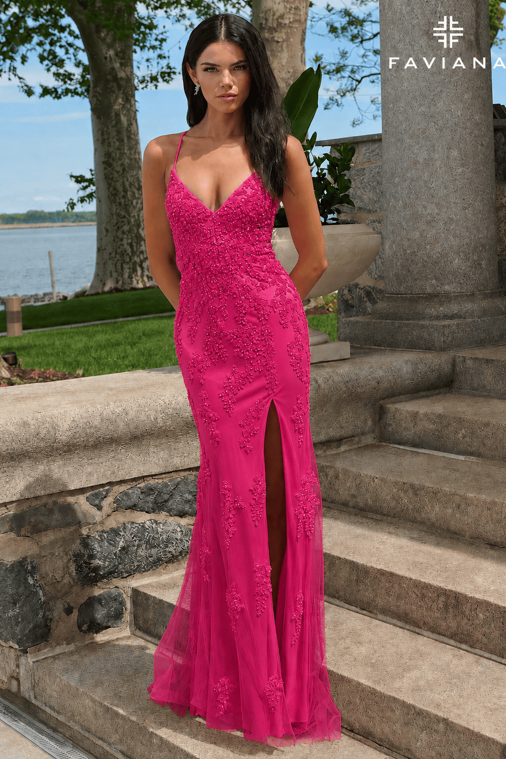 Lace And Tulle Appliqué V Neck Lace Up Dress | 11601