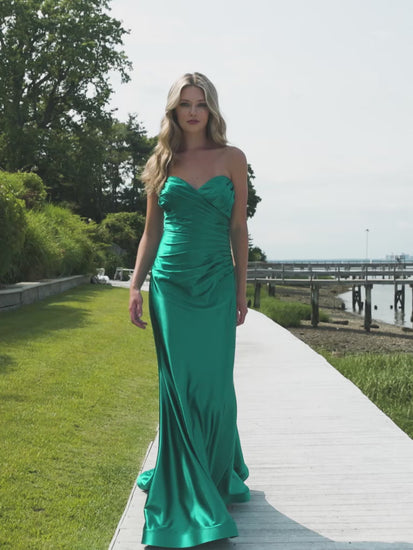 Long Strapless Stretch Satin Dress With Sweetheart Neck