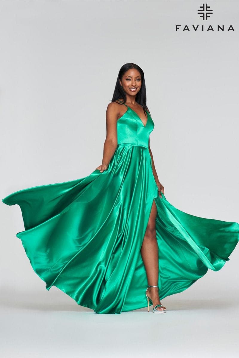 Emerald Silky Charmeuse Lace Up Back Prom Dress With Side Pockets