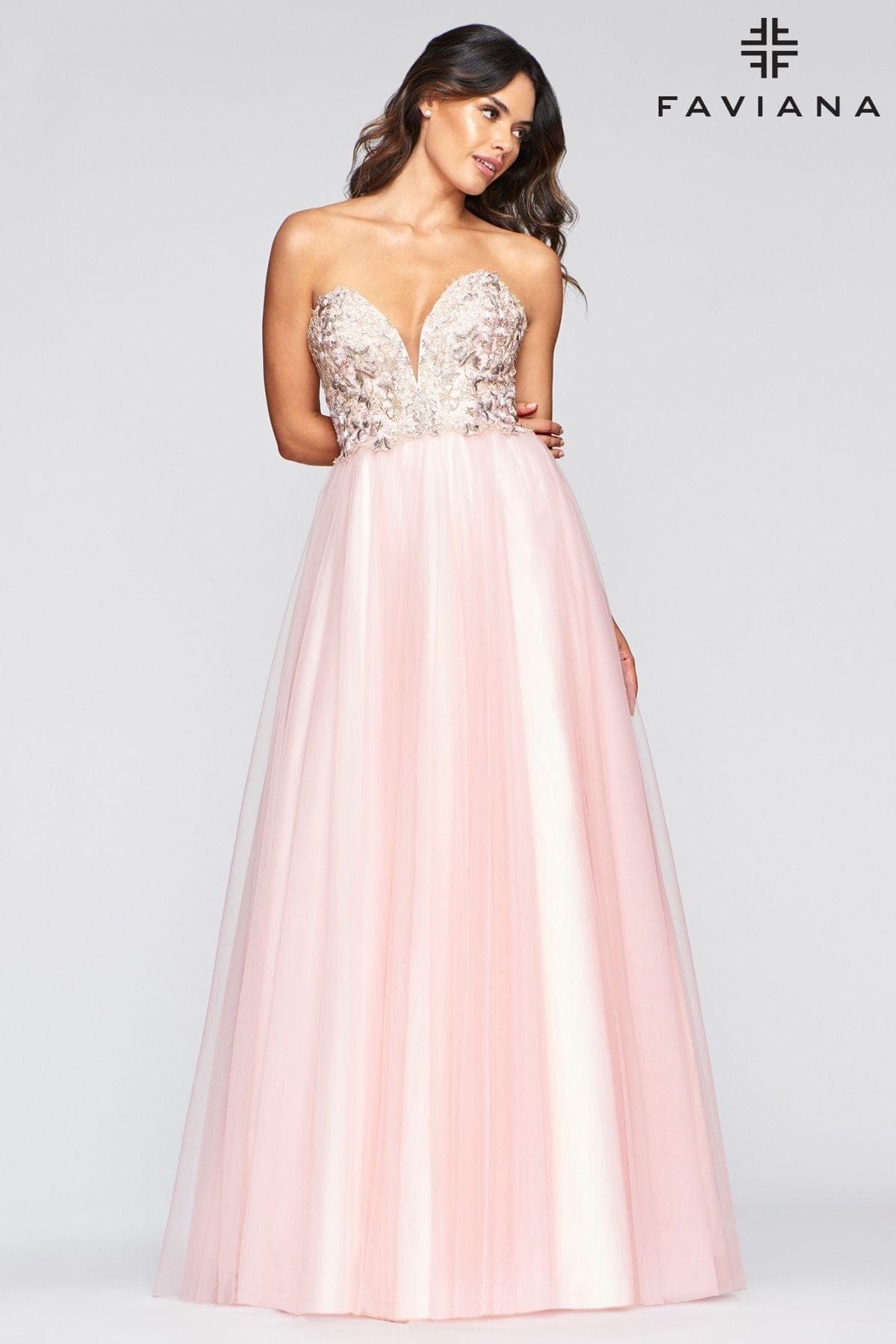Long Tulle Strapless Prom Dress Ball Gown With Sweetheart Neckline